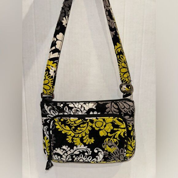 VERA BRADLEY Little Hipster in Baroque Retired Winter 2010 - Picture 1 of 7